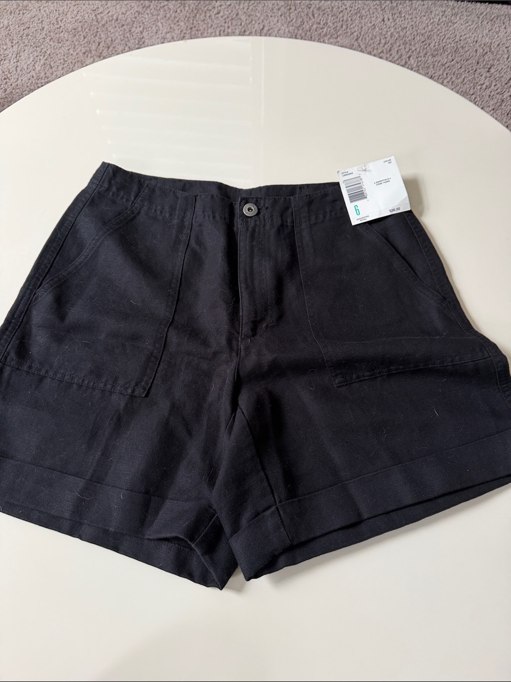 Liz Claiborne Black Cuffed Bermuda Shorts - Picture 5 of 7
